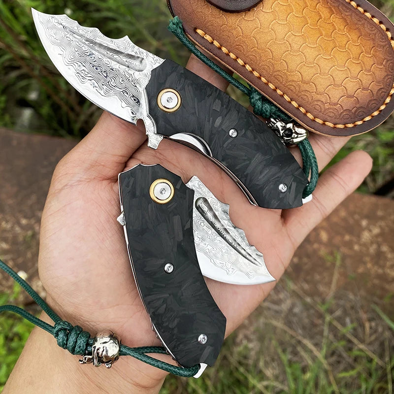 Handgjord fällkniv i damaskusstål • Savage BY ATENAS™